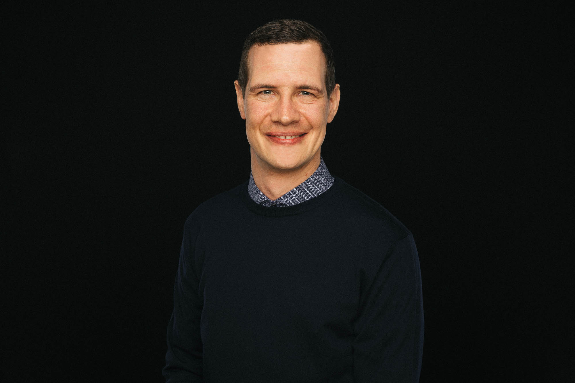 Export x3 Headshoots Adrian05468 Bearbeitet 4 Capture